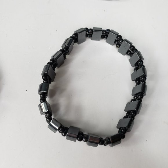 Magnetic Hematite Bracelets: Set of 5 - Picture 4 of 9